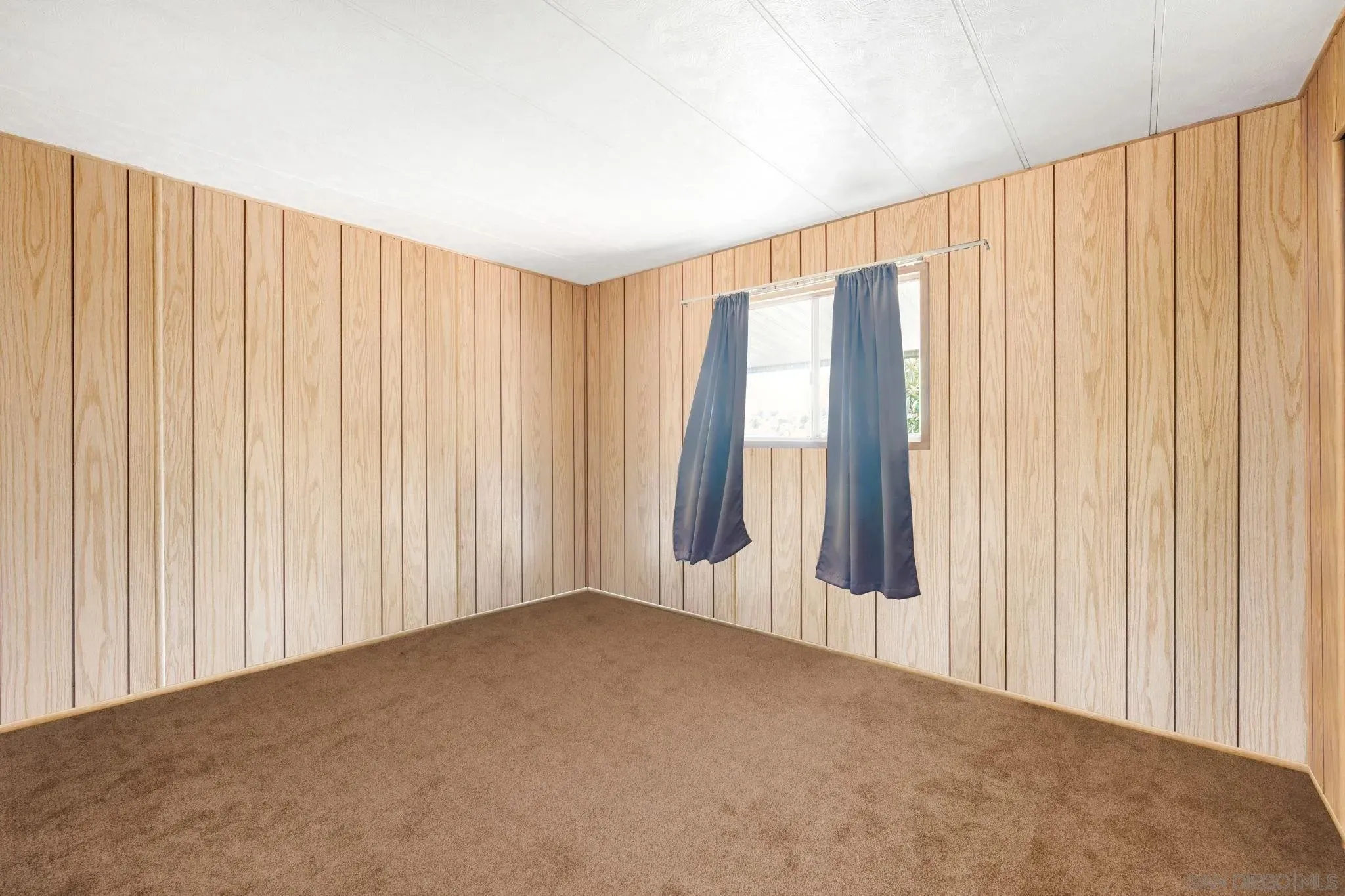 San Diego, California 92105, United States, 2 Bedrooms Bedrooms, ,2 BathroomsBathrooms,Residential,Active,178510