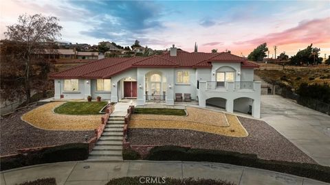 Photo of 7748 Calpella Ave, Hesperia, CA 92345 (MLS # HD26031915)