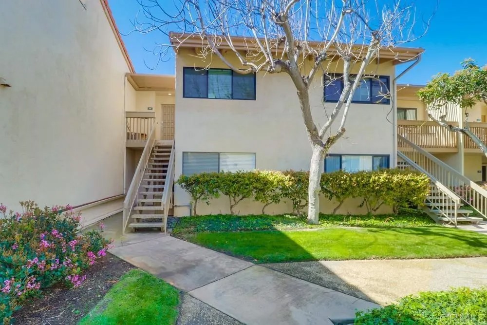 441 S Sierra Avenue 307