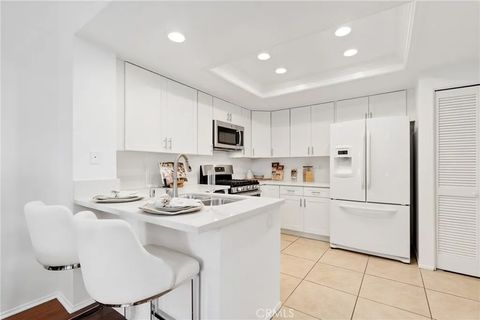 Tiny photo for 55 Costero Aisle #239, Irvine, CA 92614 (MLS # OC25243087)