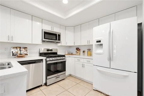 Tiny photo for 55 Costero Aisle #239, Irvine, CA 92614 (MLS # OC25243087)