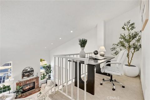 Tiny photo for 55 Costero Aisle #239, Irvine, CA 92614 (MLS # OC25243087)