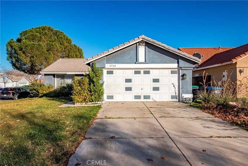 45728 Balmoral Court