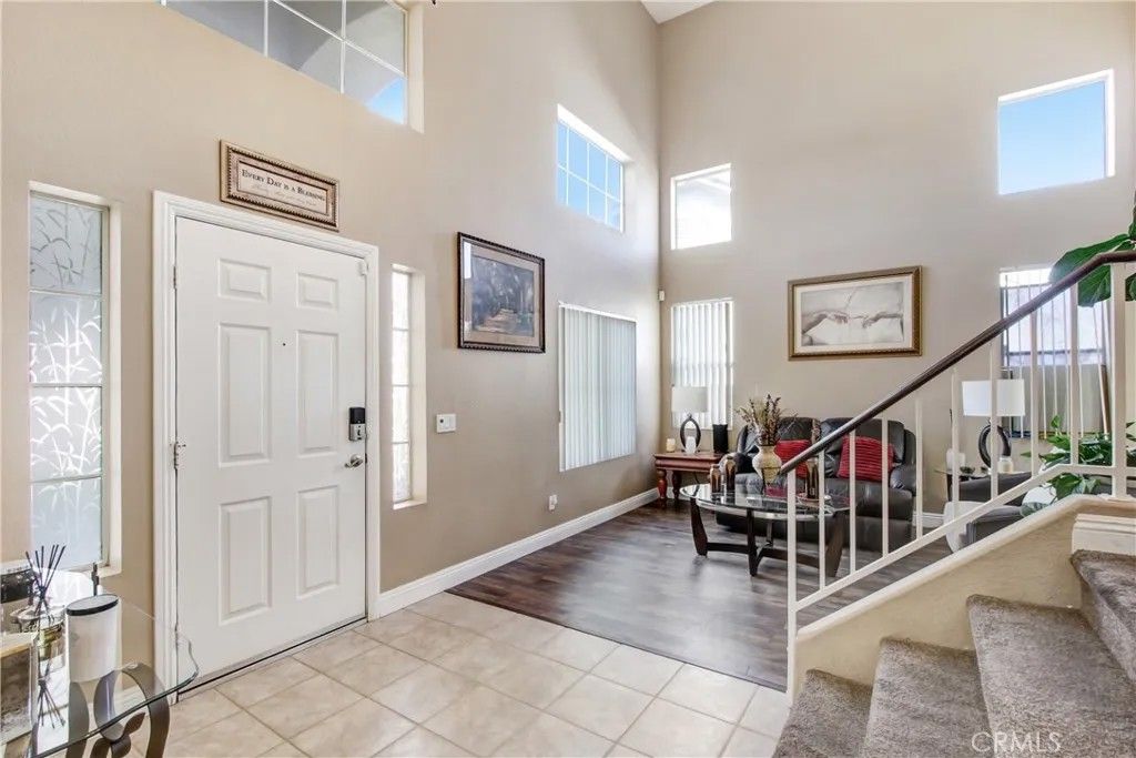Photo of 39812 De Vendome Court, Murrieta, CA 92563 (MLS # SW25140990)
