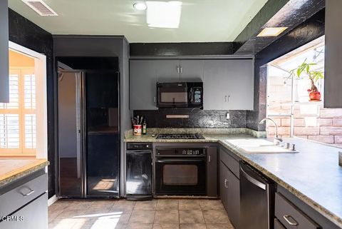 Tiny photo for 251 Asta Court, Thousand Oaks, CA 91320 (MLS # V1-33707)