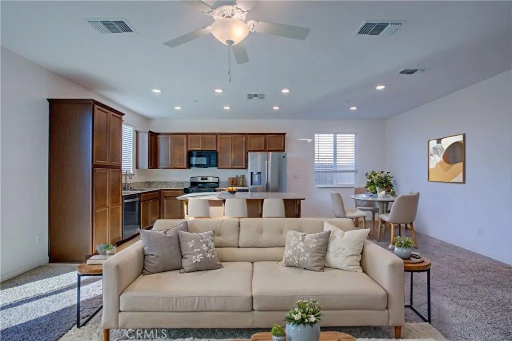 Photo of 1705 Spadafore Street, Los Banos, CA 93635 (MLS # MC25281403)