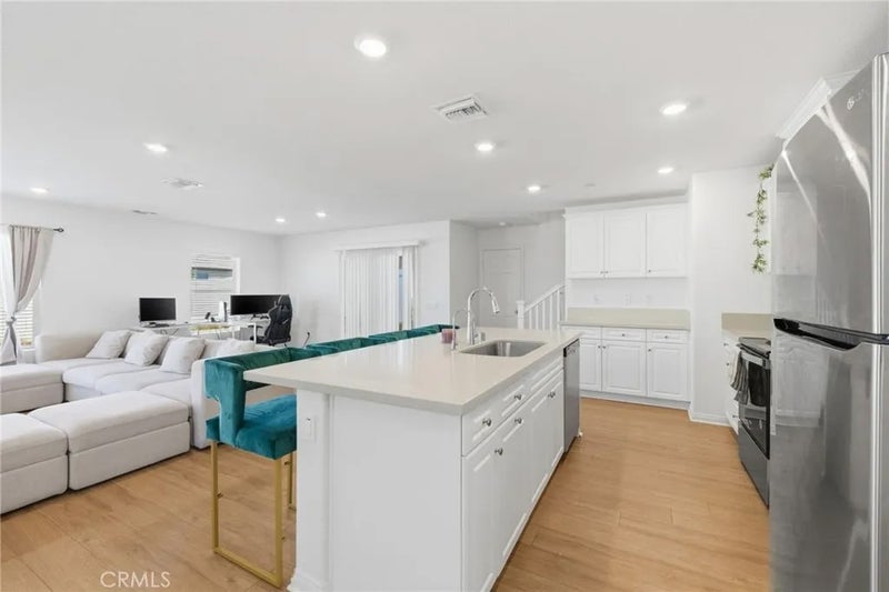 25457 Pine Ridge