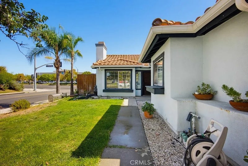 40120 Paseo Del Sol