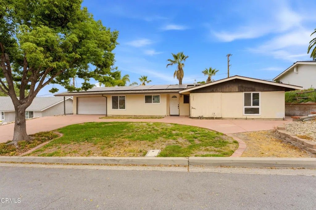 Photo of 1455 Calle Morera, Thousand Oaks, CA 91360 (MLS # V1-35562)