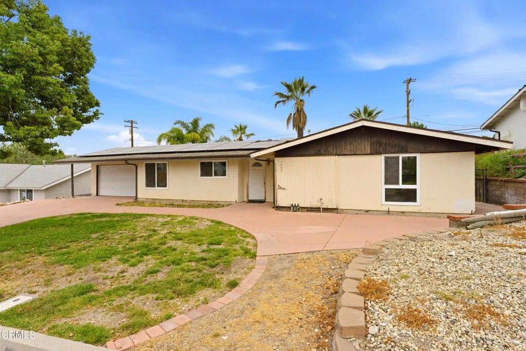 Photo of 1455 Calle Morera, Thousand Oaks, CA 91360 (MLS # V1-35562)