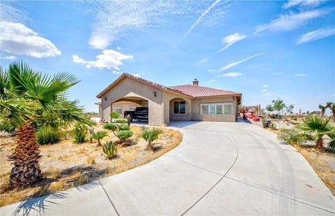 Tiny photo for 3789 Luna Road, Phelan, CA 92371 (MLS # PW26072452)