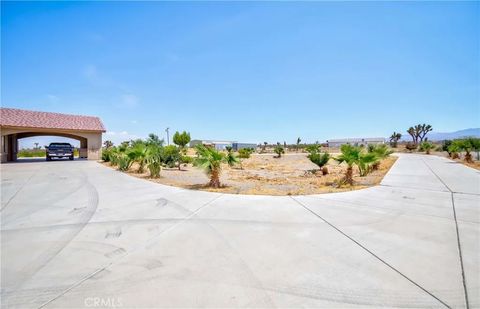 Tiny photo for 3789 Luna Road, Phelan, CA 92371 (MLS # PW26072452)