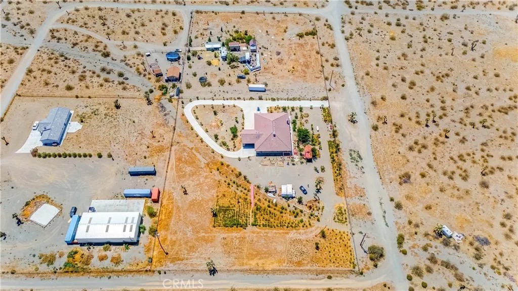 3789 Luna Road