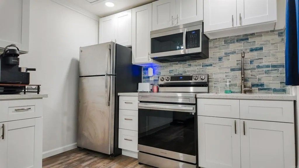 Photo of 137 Carnation Ave #B, Imperial Beach, CA 91932 (MLS # PTP2603066)