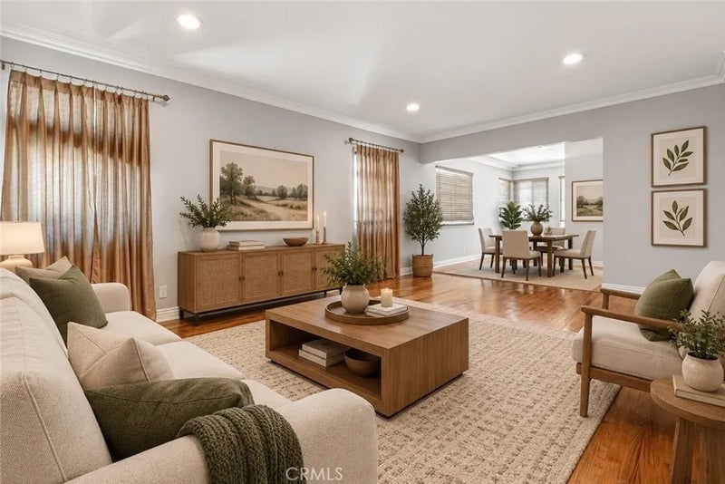 727 W 137th Place
