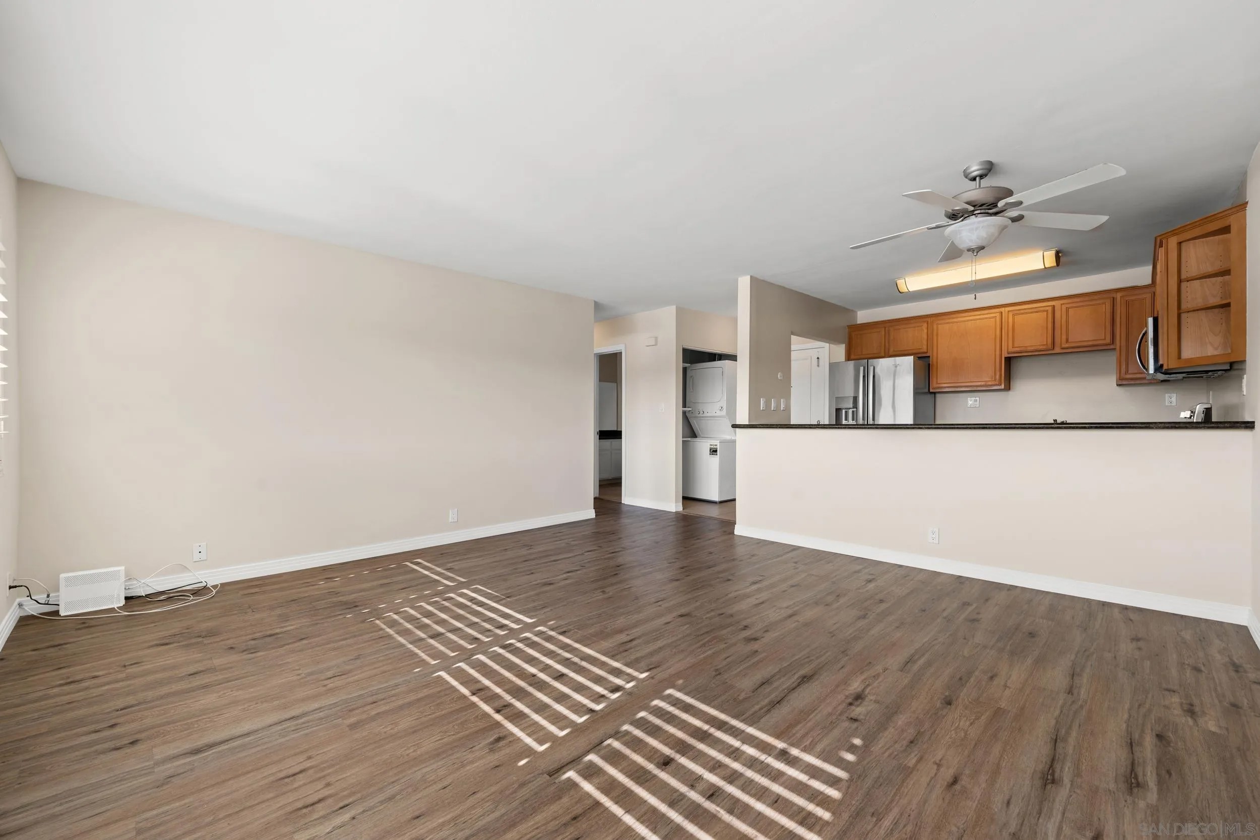 6120 Decena Dr 207