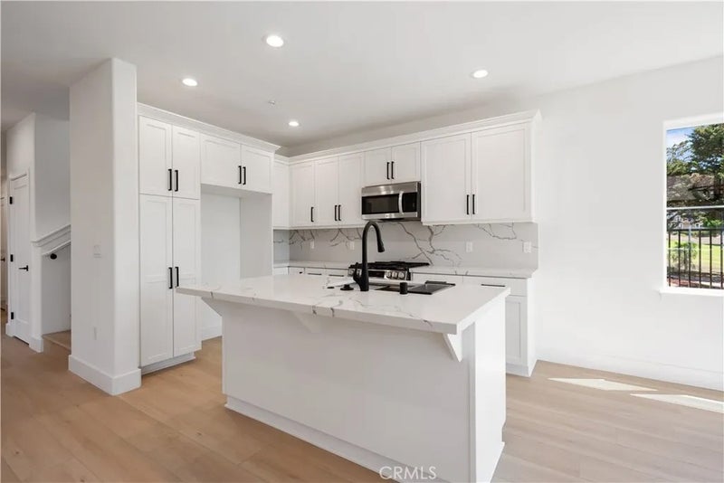 220 Oak Hill Drive