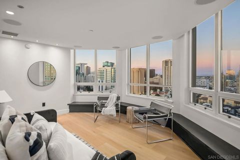 Tiny photo for 700 W Harbor #2101, San Diego, CA 92101 (MLS # 250038131)