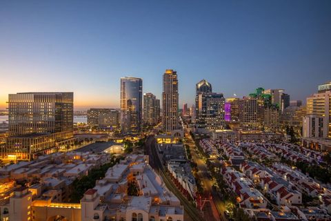 Tiny photo for 700 W Harbor #2101, San Diego, CA 92101 (MLS # 250038131)