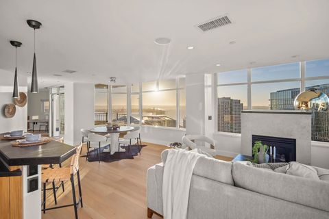 Tiny photo for 700 W Harbor #2101, San Diego, CA 92101 (MLS # 250038131)