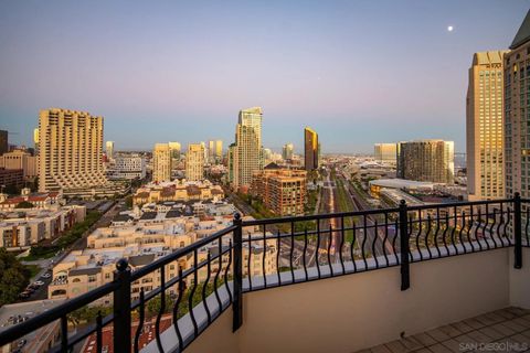 Tiny photo for 700 W Harbor #2101, San Diego, CA 92101 (MLS # 250038131)