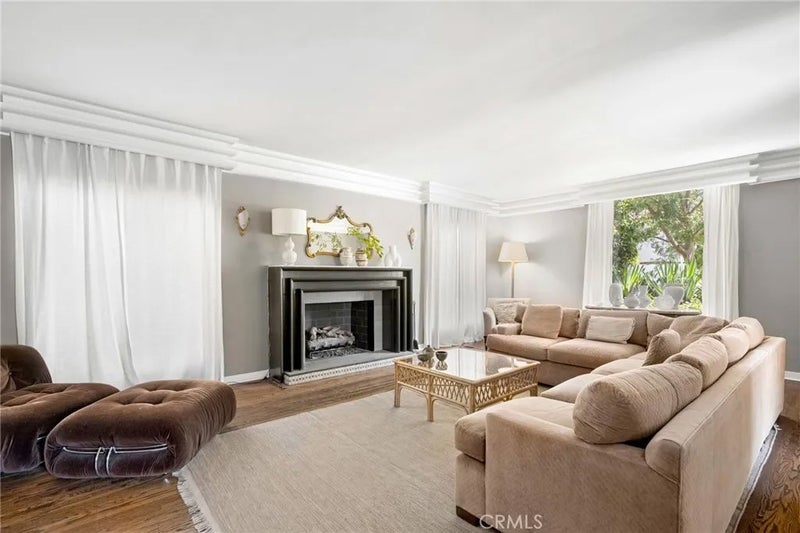1319 Rossmoyne