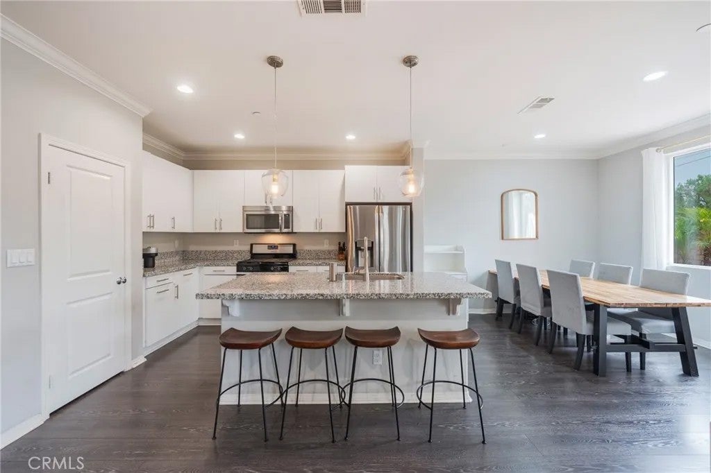 105 Encanto Lane