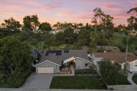 Photo of 1760 Woodbine Pl, Oceanside, CA 92054 (MLS # 2600622)