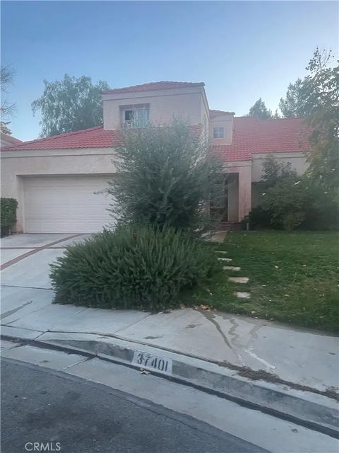 Photo of 37401 Richmond St, Palmdale, CA 93552 (MLS # DW25272606)