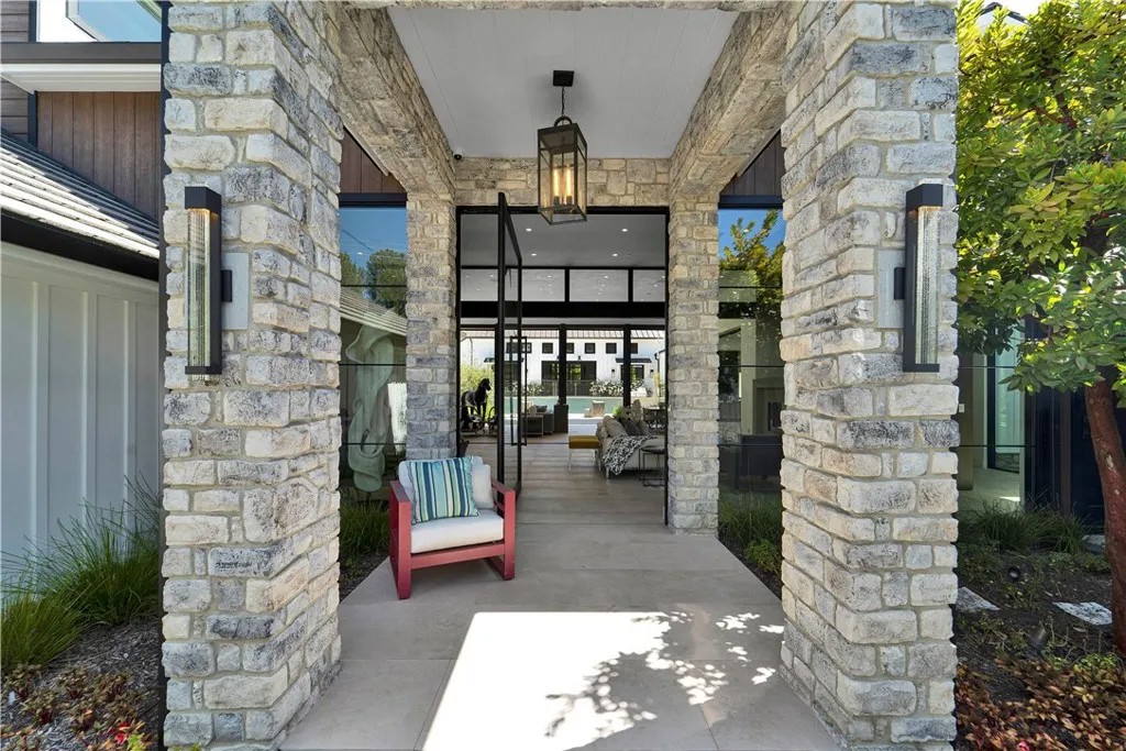 25057 Lewis and Clark Road