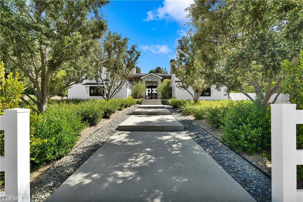 25057 Lewis and Clark Road