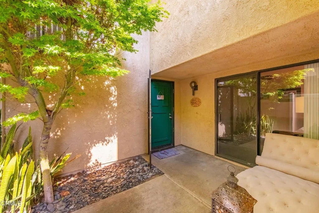 926 Sandberg Lane