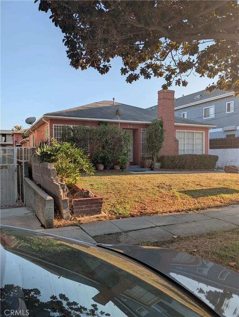 316 E PLYMOUTH