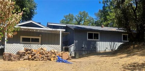 Tiny photo for 48833 Rock Point Road, Oakhurst, CA 93644 (MLS # FR25274002)
