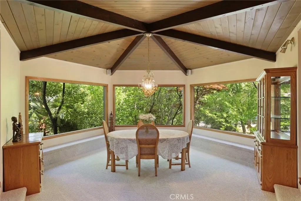 225 Fern Way