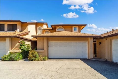 Photo of 22914 Banyan Place #201, Saugus, CA 91390 (MLS # SR26053432)