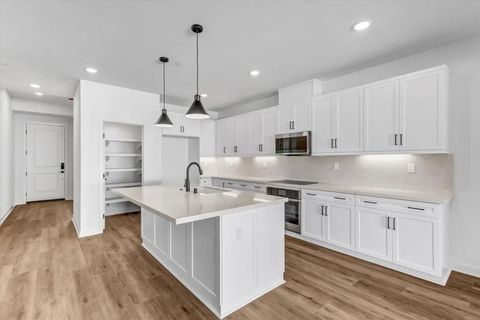 Tiny photo for 7636 Acama Street, San Diego, CA 92126 (MLS # NDP2510473)