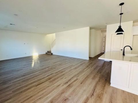 Tiny photo for 7636 Acama Street, San Diego, CA 92126 (MLS # NDP2510473)