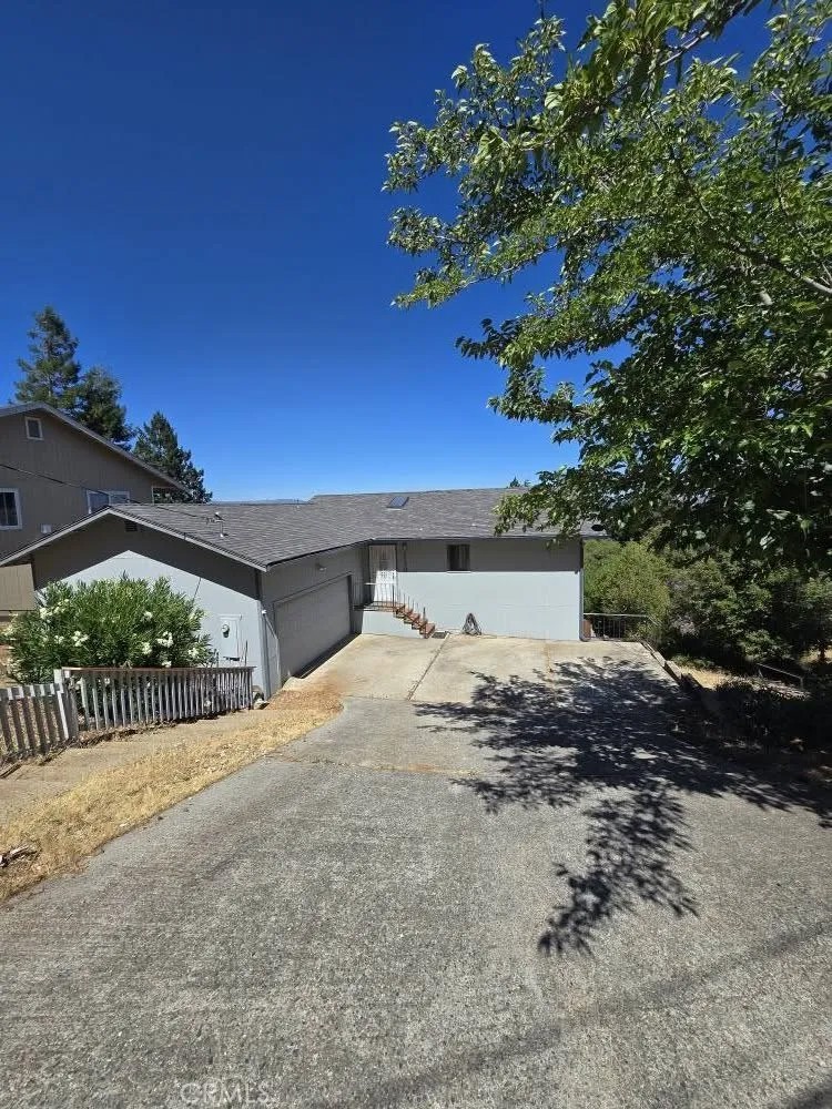 3620 Pine Terrace Drive