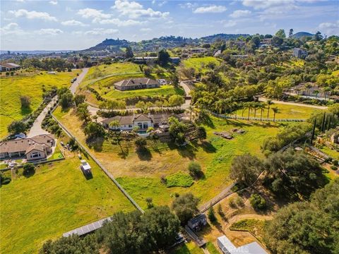 Photo of 4709 Briana Court, Fallbrook, CA 92028 (MLS # SW26040445)