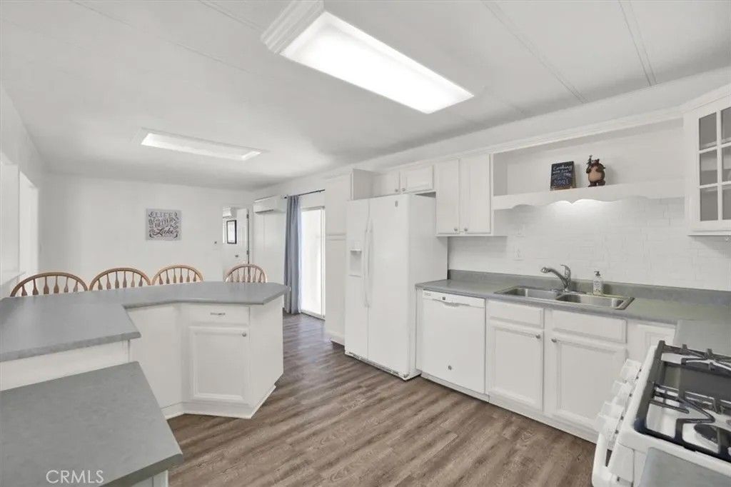 Photo of 22780 Skylink Dr, Canyon Lake, CA 92587 (MLS # SW26000633)