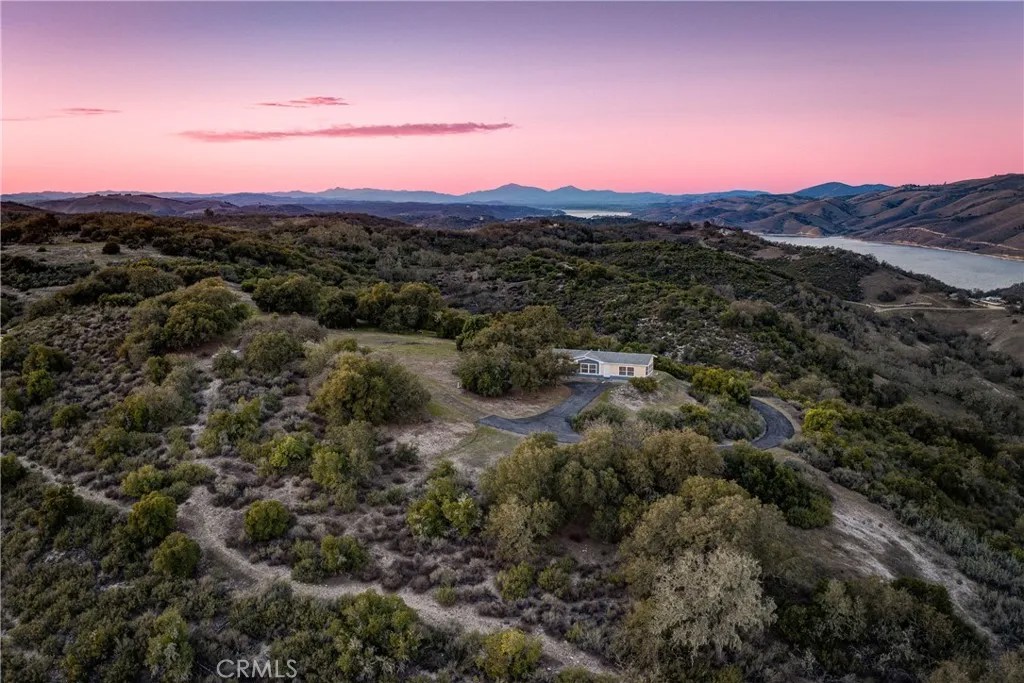 11315 Nacimiento Lake Drive