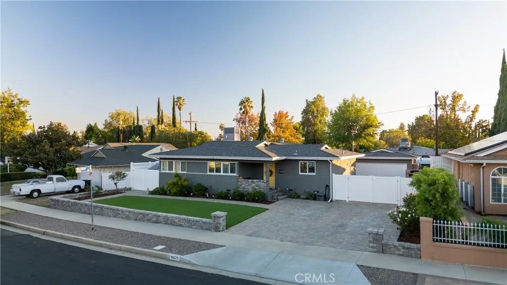 Photo of 16870 Tulsa, Granada Hills, CA 91344 (MLS # GD25248651)