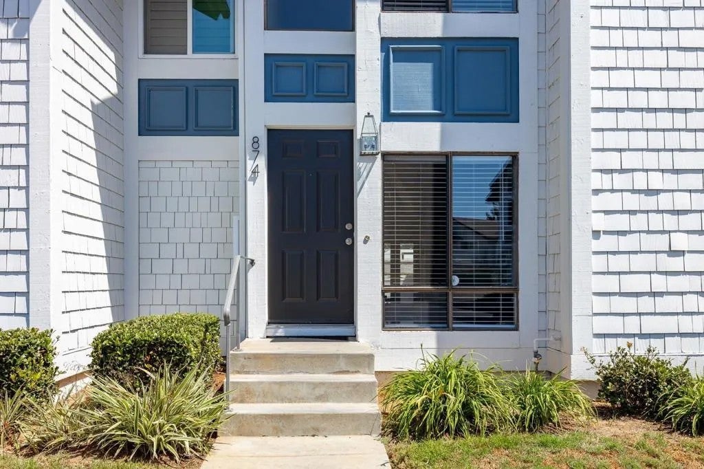 874 Marigold Court