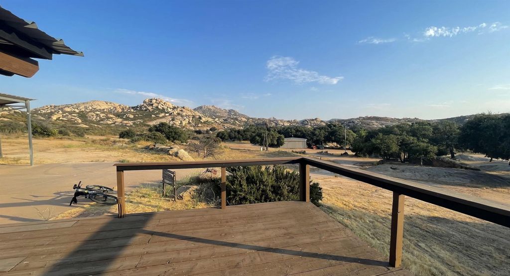 Photo of 19191 High Glen Rd, Alpine, CA 91935 (MLS # 250035243)