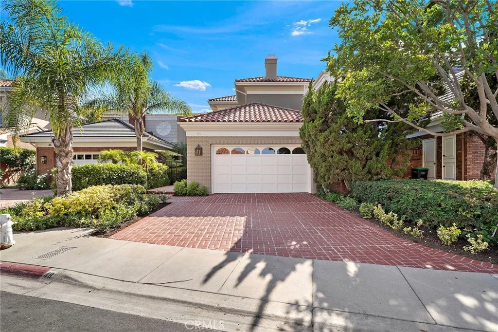 48 Belcourt Drive 34