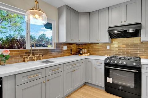 Tiny photo for 80 El Rancho Vis, Chula Vista, CA 91910 (MLS # PTP2602730)