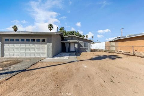 Tiny photo for 6070 Baileya, 29 Palms, CA 92277 (MLS # DW25244054)