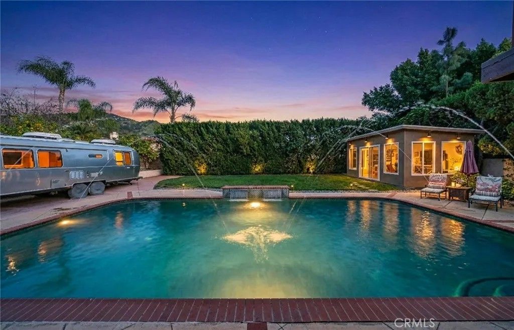 Photo of 1030 Fountain Springs, Glendora, CA 91741 (MLS # CV26044087)