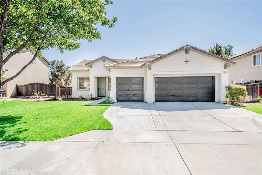 Photo of 1570 Atlas Peak Ln, San Jacinto, CA 92582 (MLS # WS25219568)